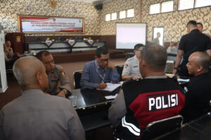 EVALUASI PENGGUNAAN FIXED PHONE  DI LINGKUNGAN POLRES LAMPUNG SELATAN