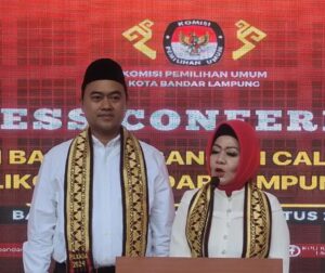 Didukung 4 Partai Reihana Dan Aryodhia Resmi Mendaftar Ke KPU Kota Bandar Lampung